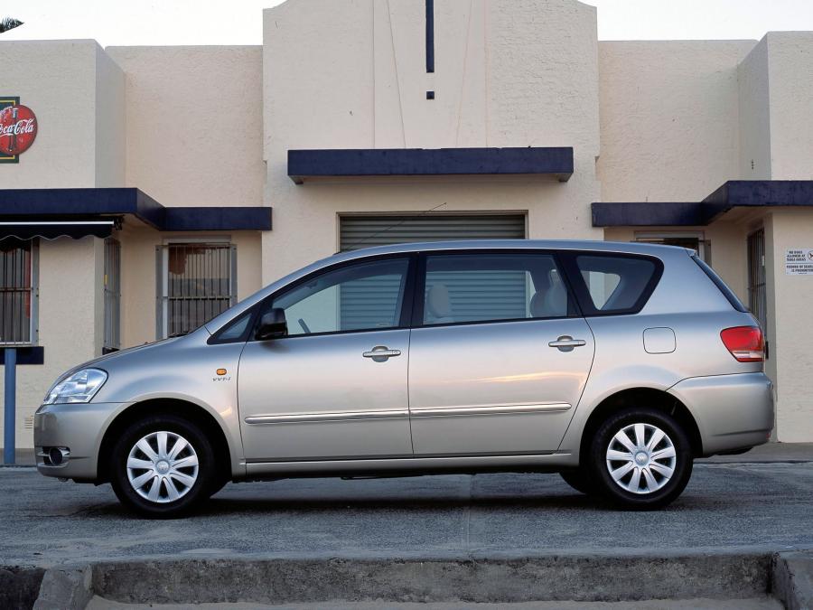  Toyota Avensis Verso 2001 года  (AU) (фото 11 из 16)
